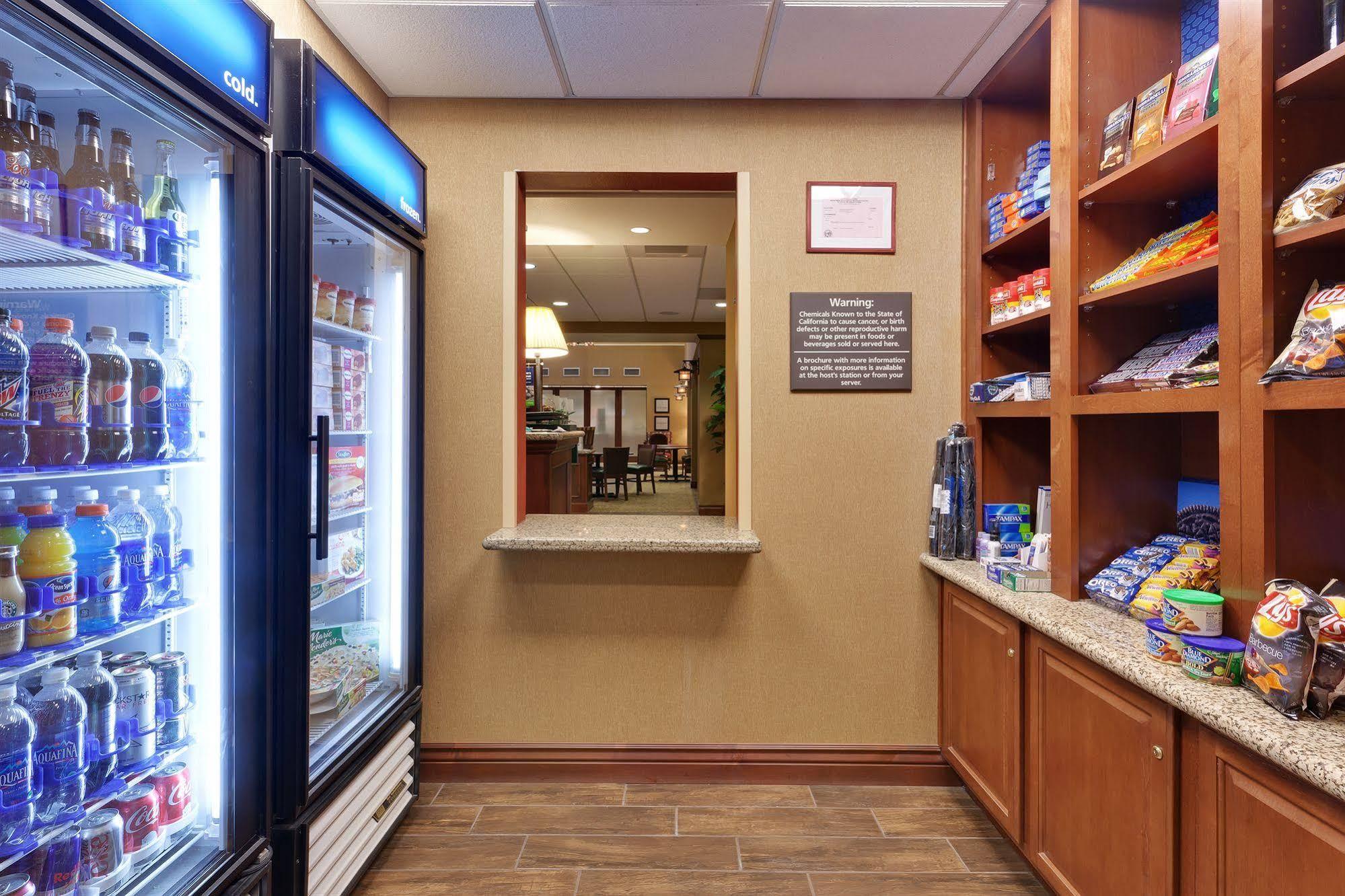 Hampton Inn & Suites Windsor-Sonoma Wine Country Экстерьер фото