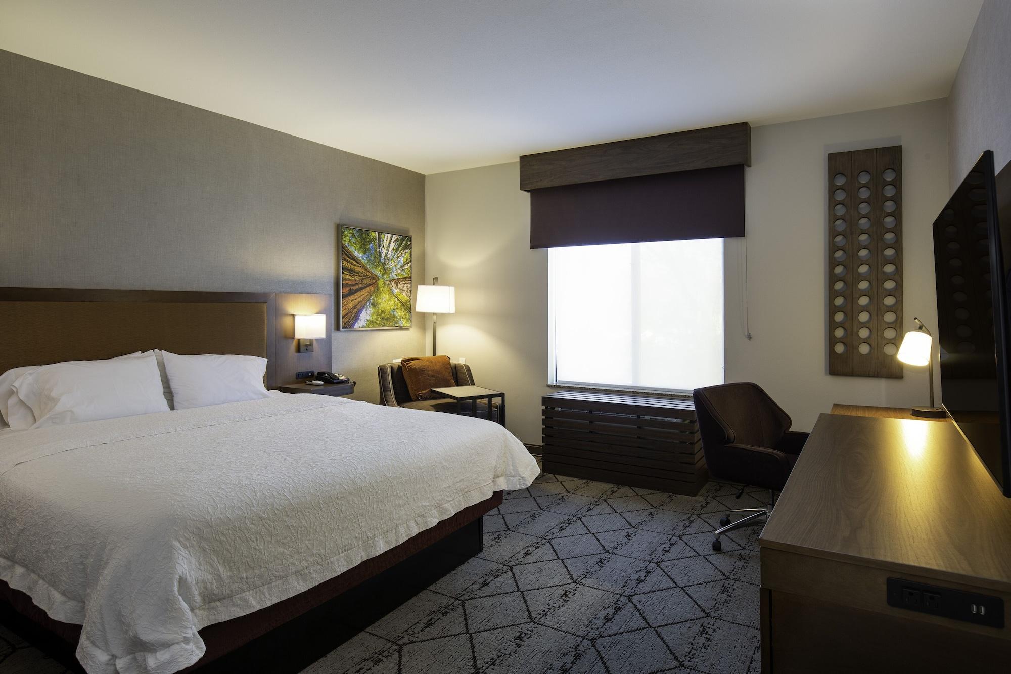 Hampton Inn & Suites Windsor-Sonoma Wine Country Экстерьер фото